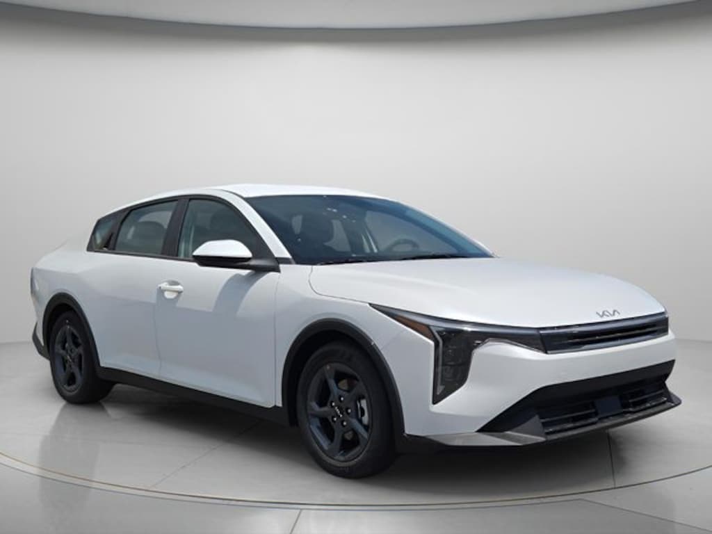New 2026 Kia K4 LX Sedan