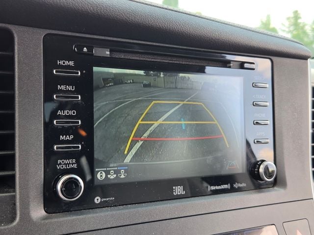 2019 Toyota Sienna 23