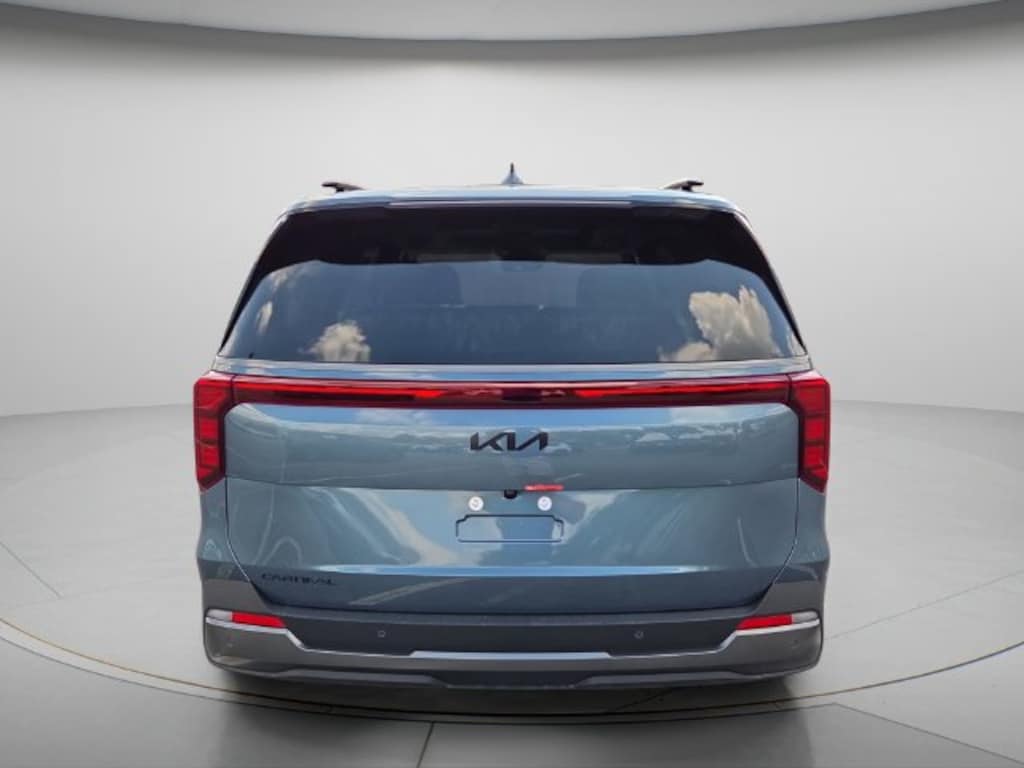 New 2027 Kia Carnival SX Minivan/Van