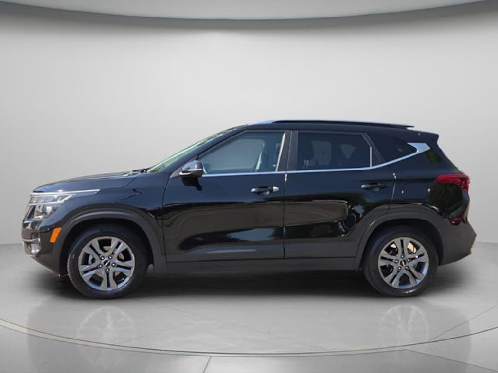 Used 2023 Kia Seltos S SUV