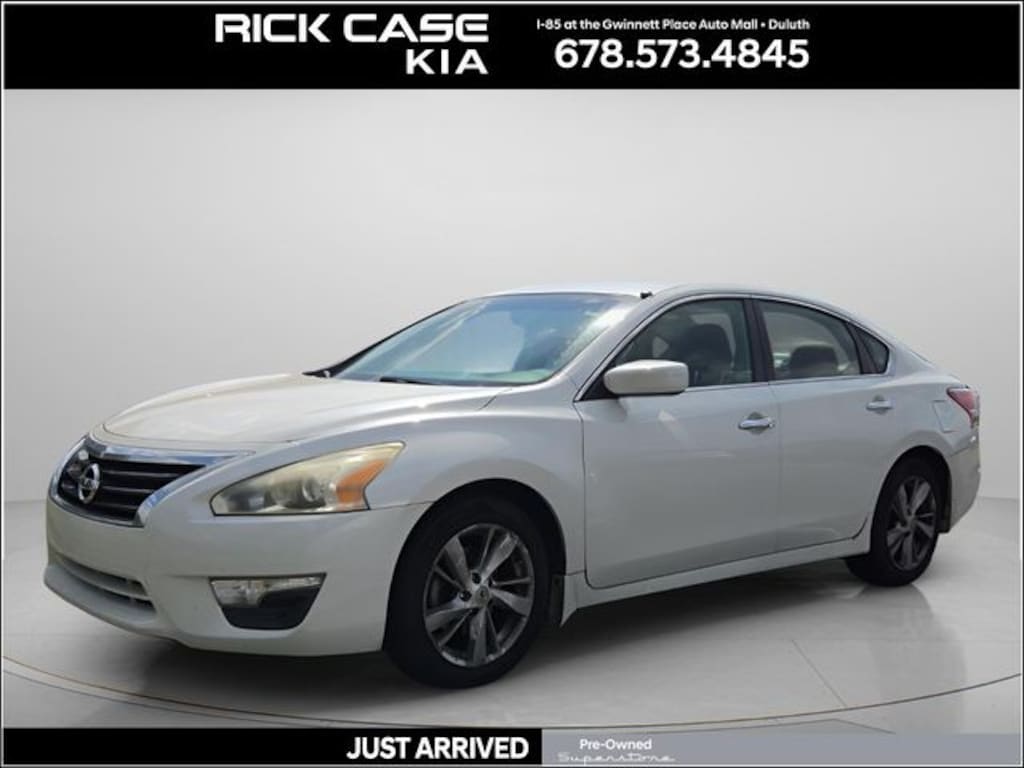 Used 2013 Nissan Altima 2.5 SV Sedan