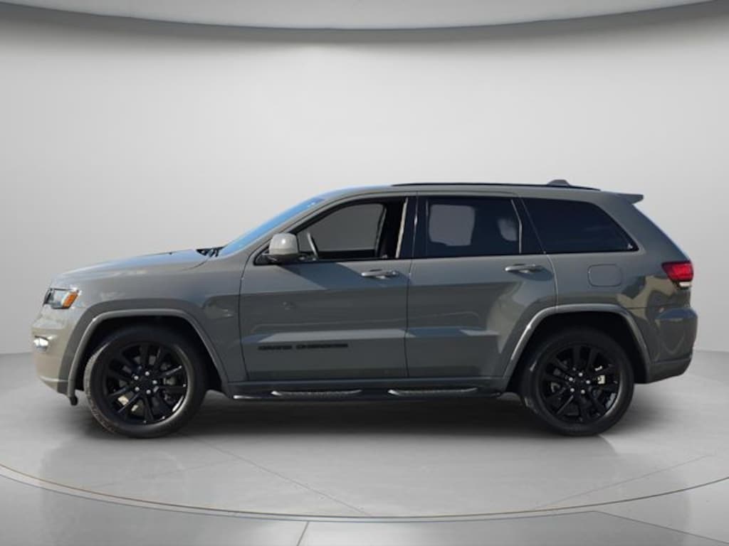 Used 2021 Jeep Grand Cherokee Laredo X SUV
