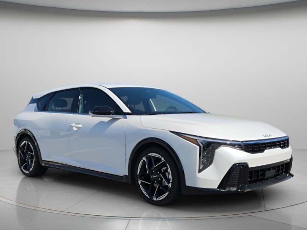New 2026 Kia K4 GT-Line Hatchback