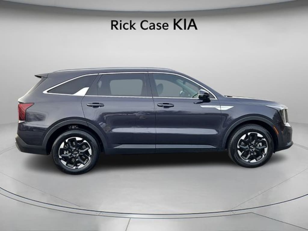 Certified 2025 Kia Sorento S SUV
