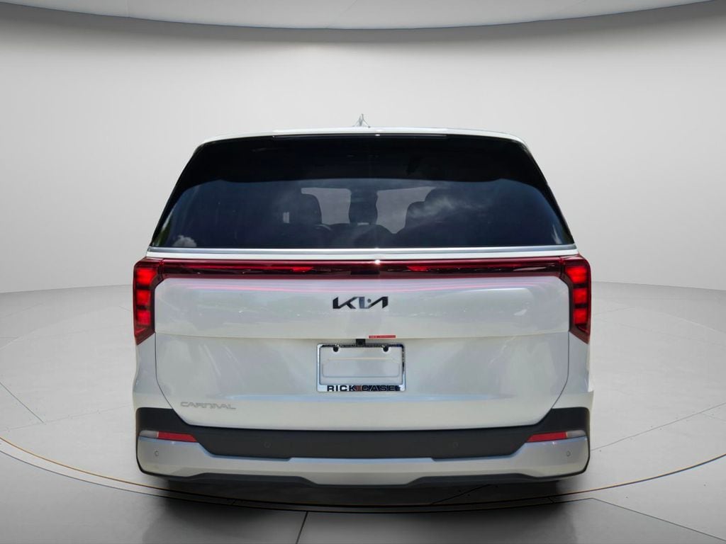 New 2026 Kia Carnival LXS Van Passenger Van