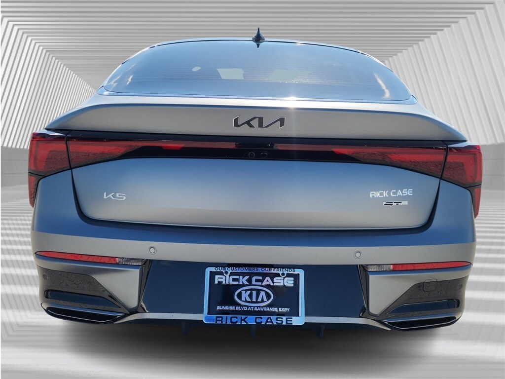 2026 Kia K5 GT-Line photo 4