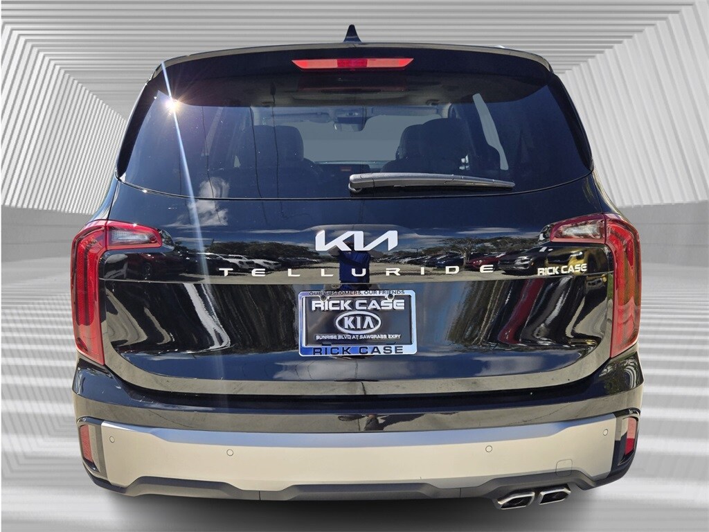 2025 Kia Telluride S photo 4
