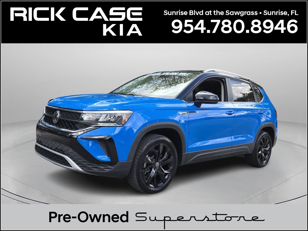 2023 Volkswagen Taos SE's photo