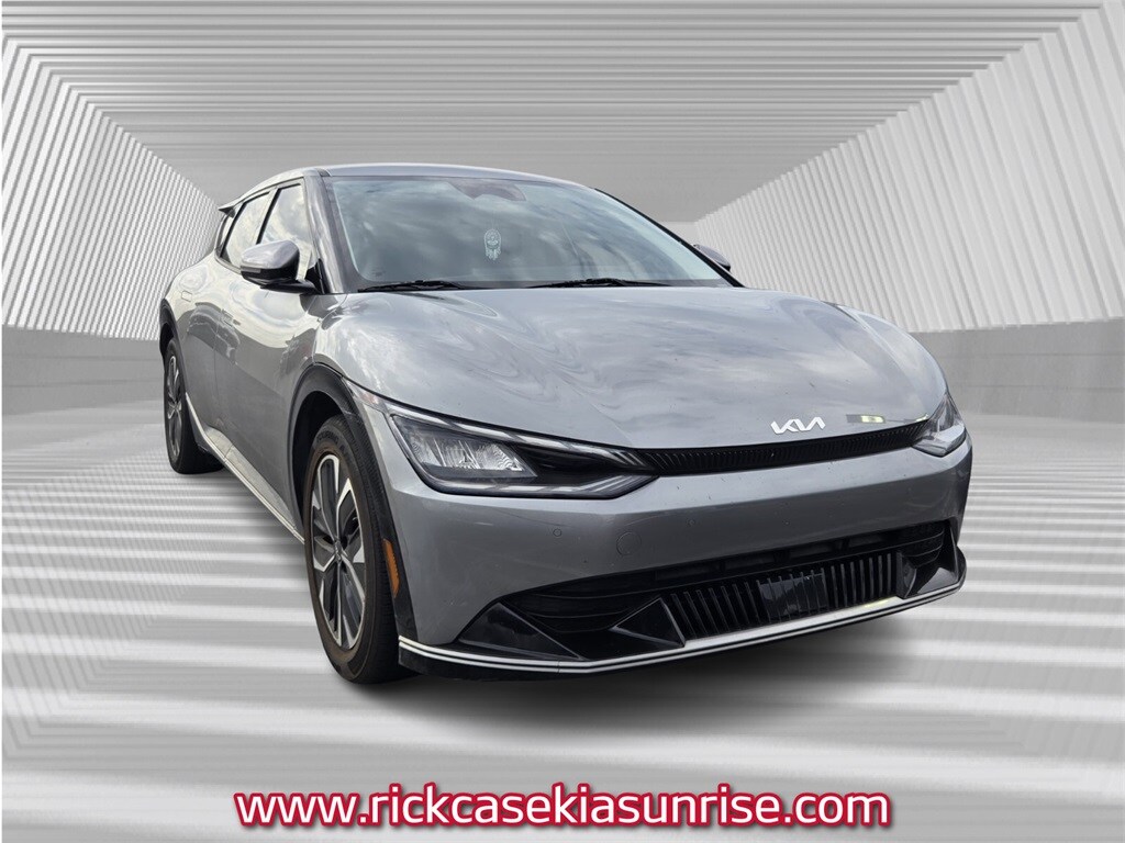 2022 Kia EV6 Light Wind GT-Line photo 3