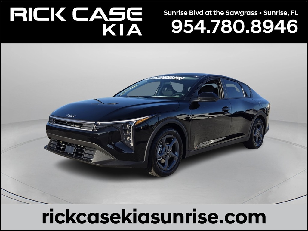 New 2025 Kia K4 LXS Sedan