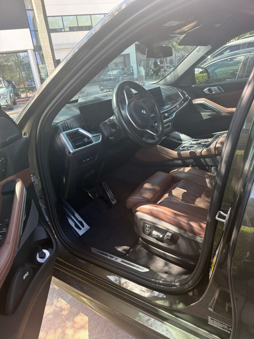 Used 2024 BMW X6 xDrive40i SUV