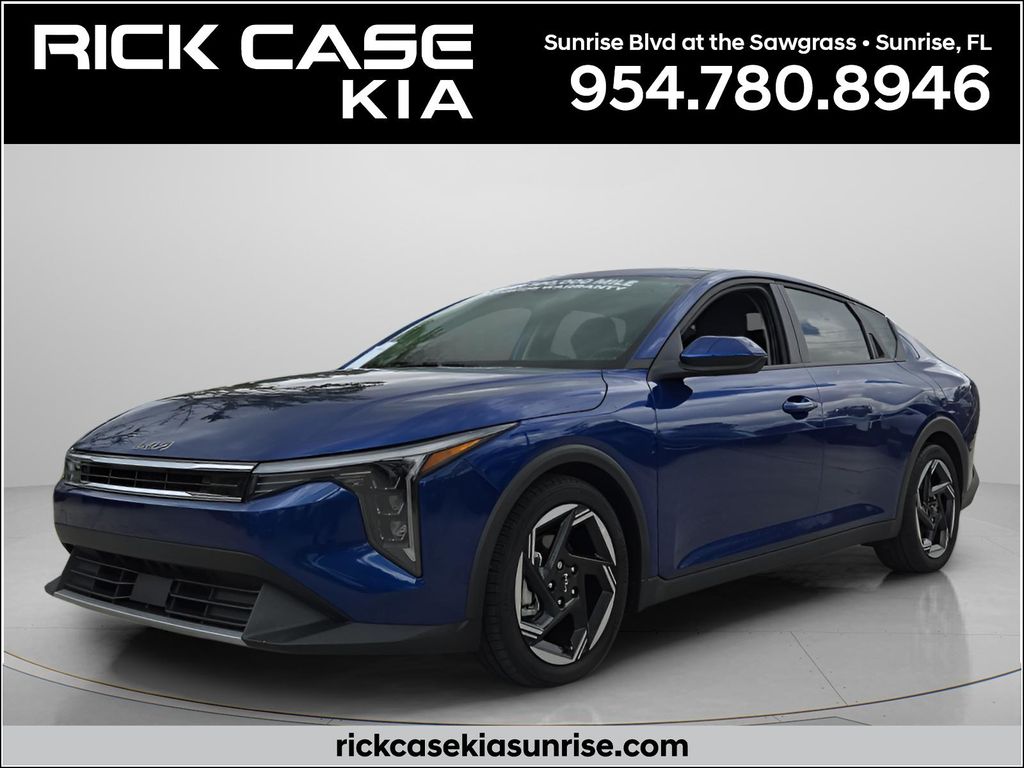 2025 Kia K4 EX AT's photo