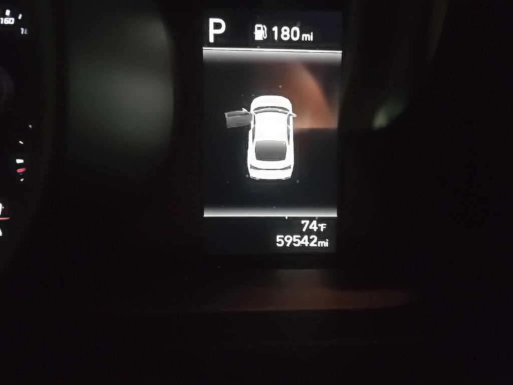 Used 2023 Hyundai Elantra SEL Sedan