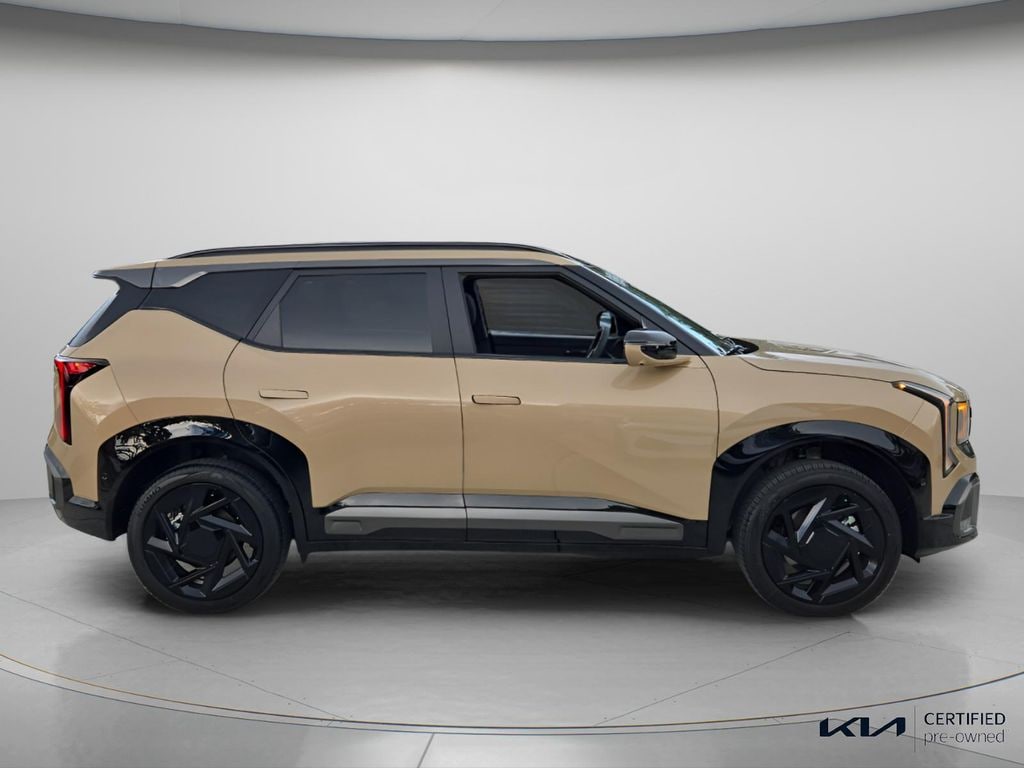 Certified 2027 Kia Seltos X-Line SUV