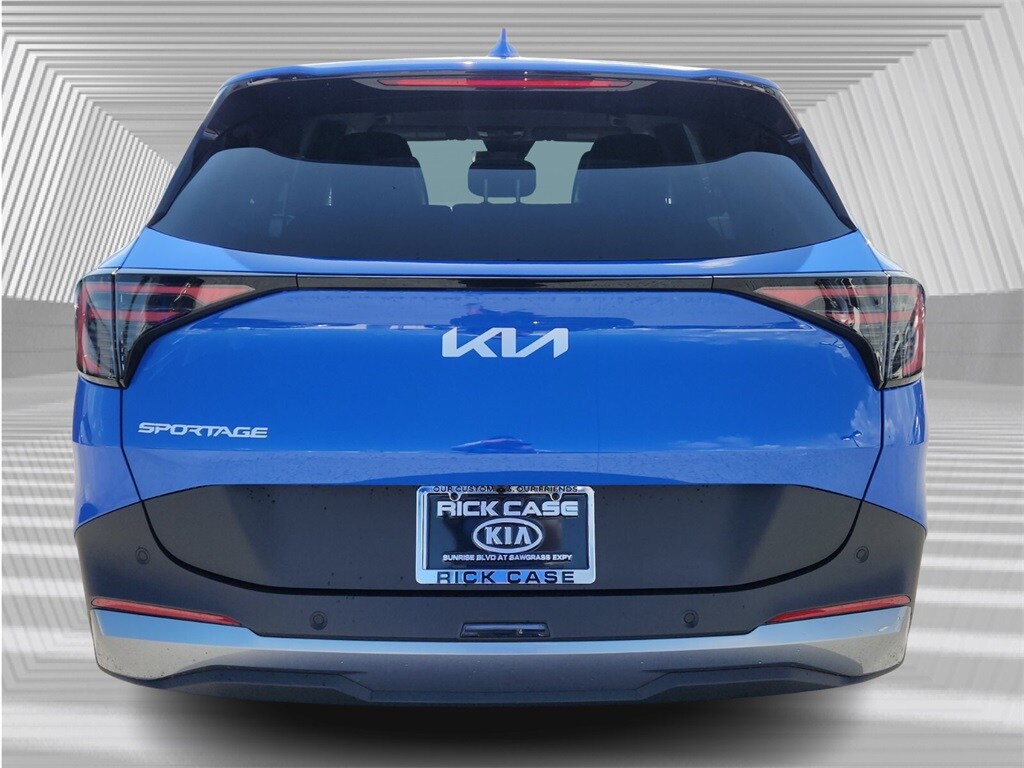 2026 Kia Sportage EX photo 4