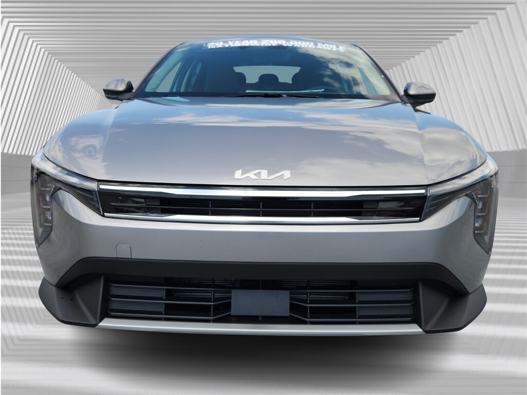 2025 Kia K4 EX photo 3