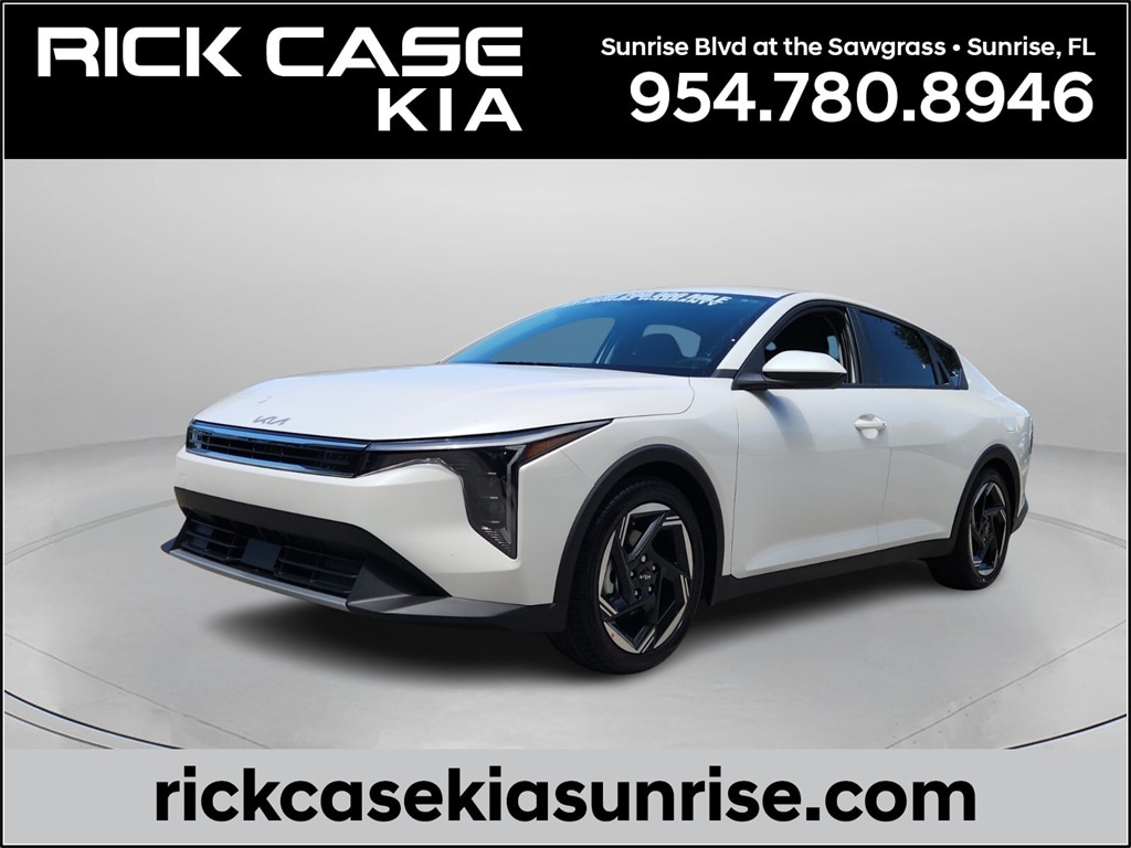 2025 Kia K4 EX's photo