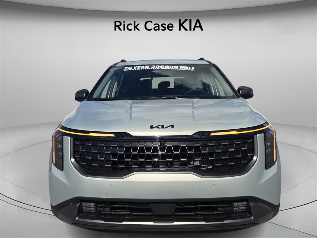 New 2026 Kia Carnival Hybrid SX Van Passenger Van