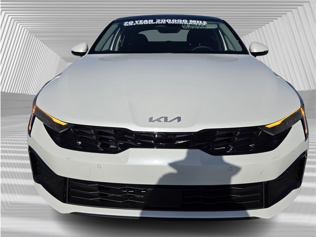 2026 Kia K5 EX photo 3
