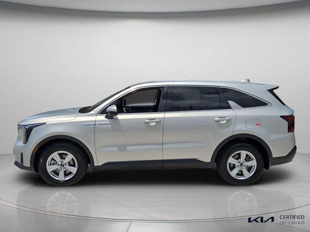 Used 2026 Kia Sorento LX SUV