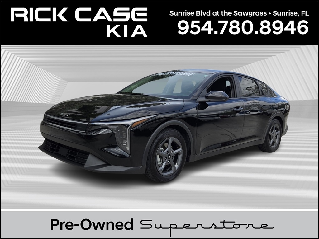 2025 Kia K4 LXS