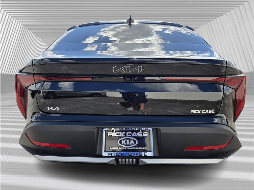 2025 Kia K4 LXS photo 4