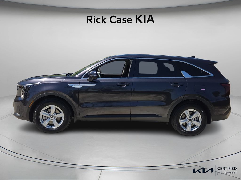 Certified 2025 Kia Sorento LX SUV