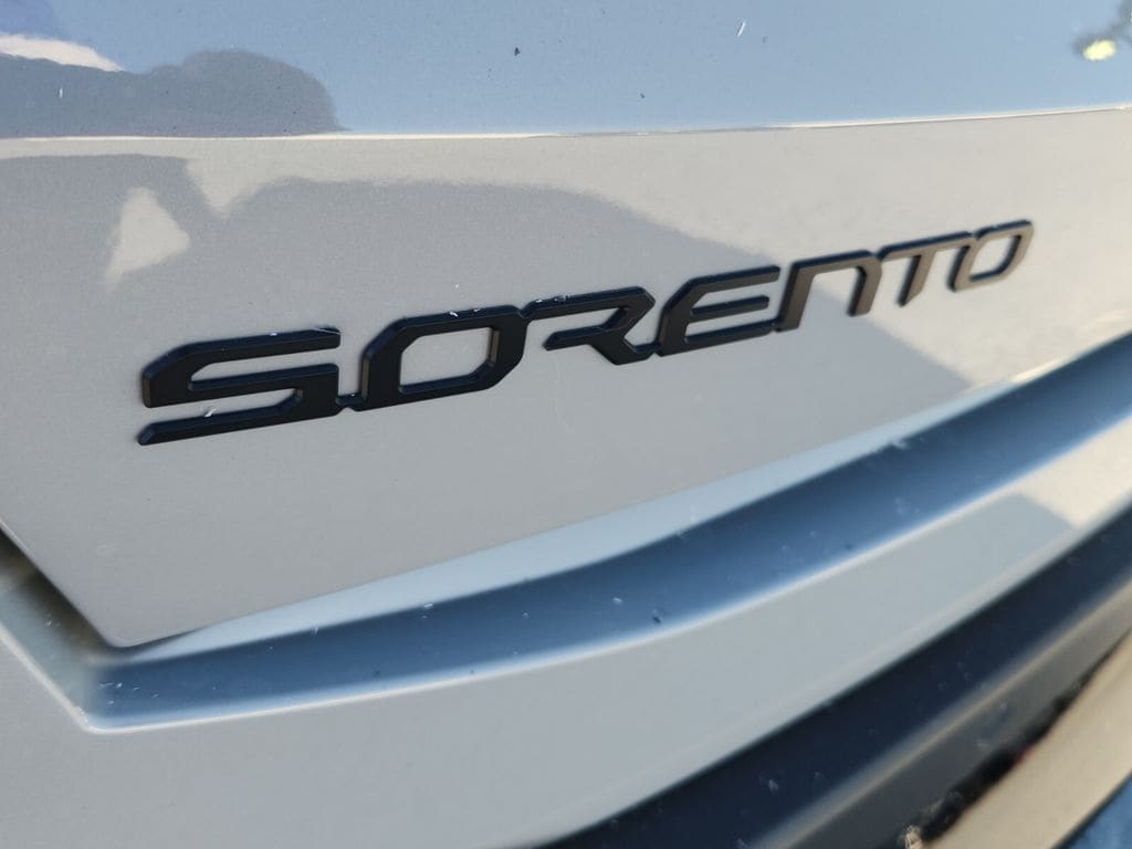 2026 Kia Sorento X-Line SX Prestige - Photo 6