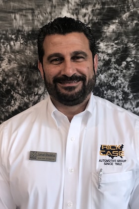 Staff member Jamal Sheikha from 5203d00c01b3