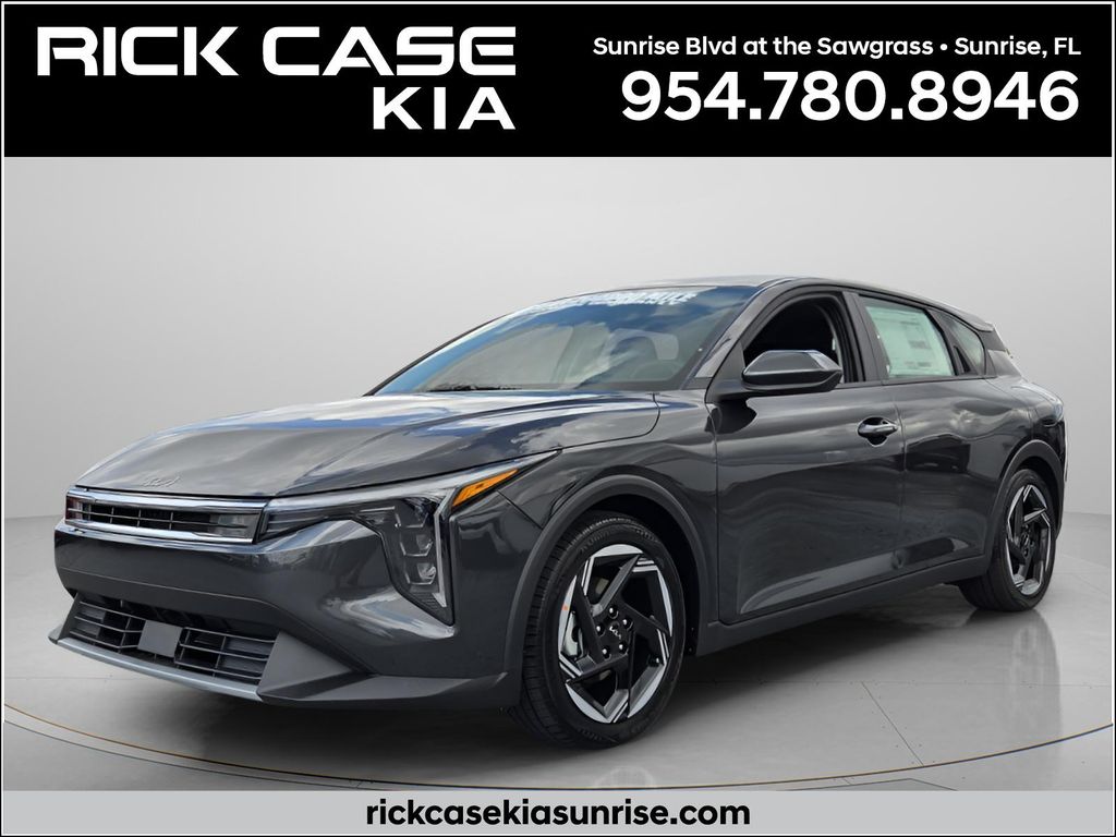 2026 Kia K4 EX AT Hatchback's photo