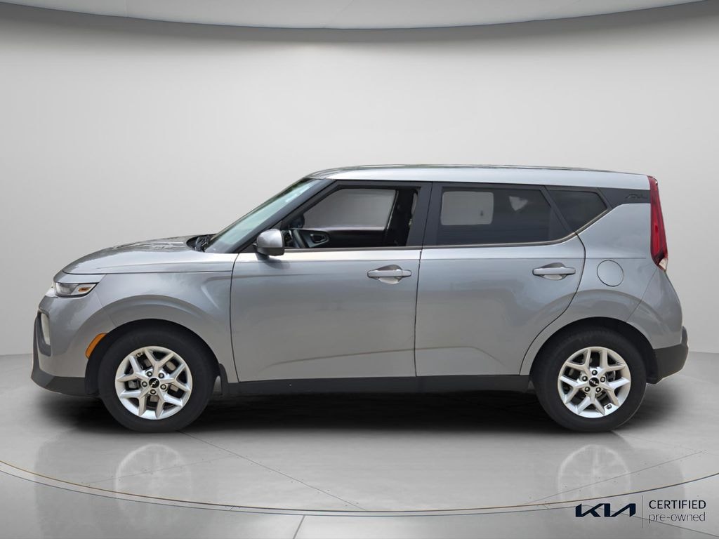 Certified 2022 Kia Soul LX Hatchback