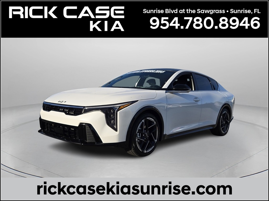 2025 Kia K4 GT-Line's photo