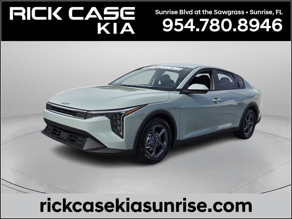 2025 Kia K4 LXS's photo