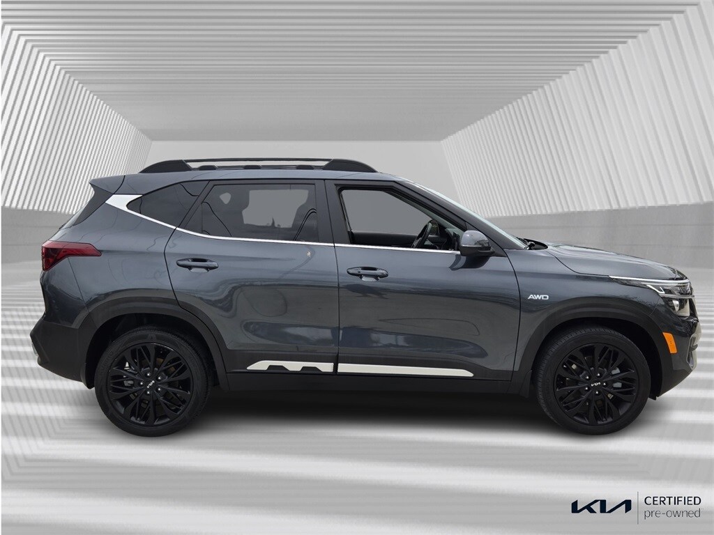 2023 Kia Seltos Nightfall Edition photo 3