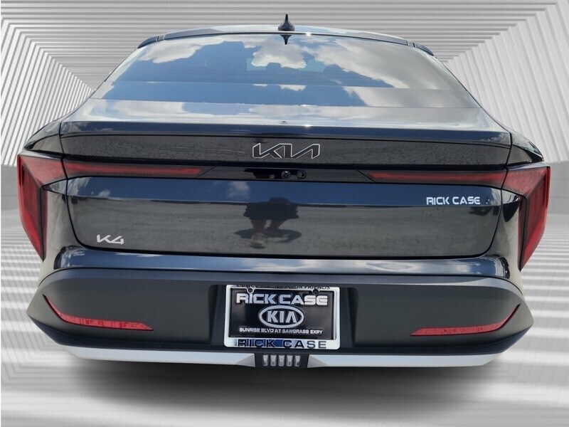 2025 Kia K4 LXS photo 4