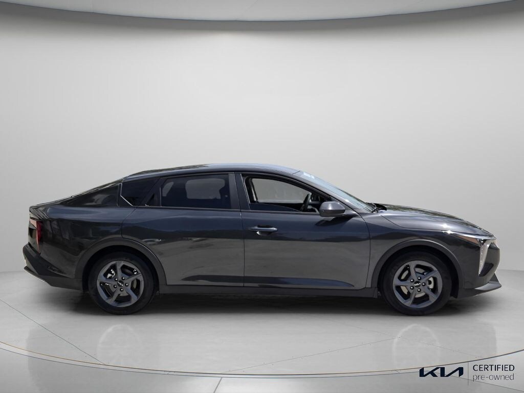 Used 2025 Kia K4 LXS Sedan