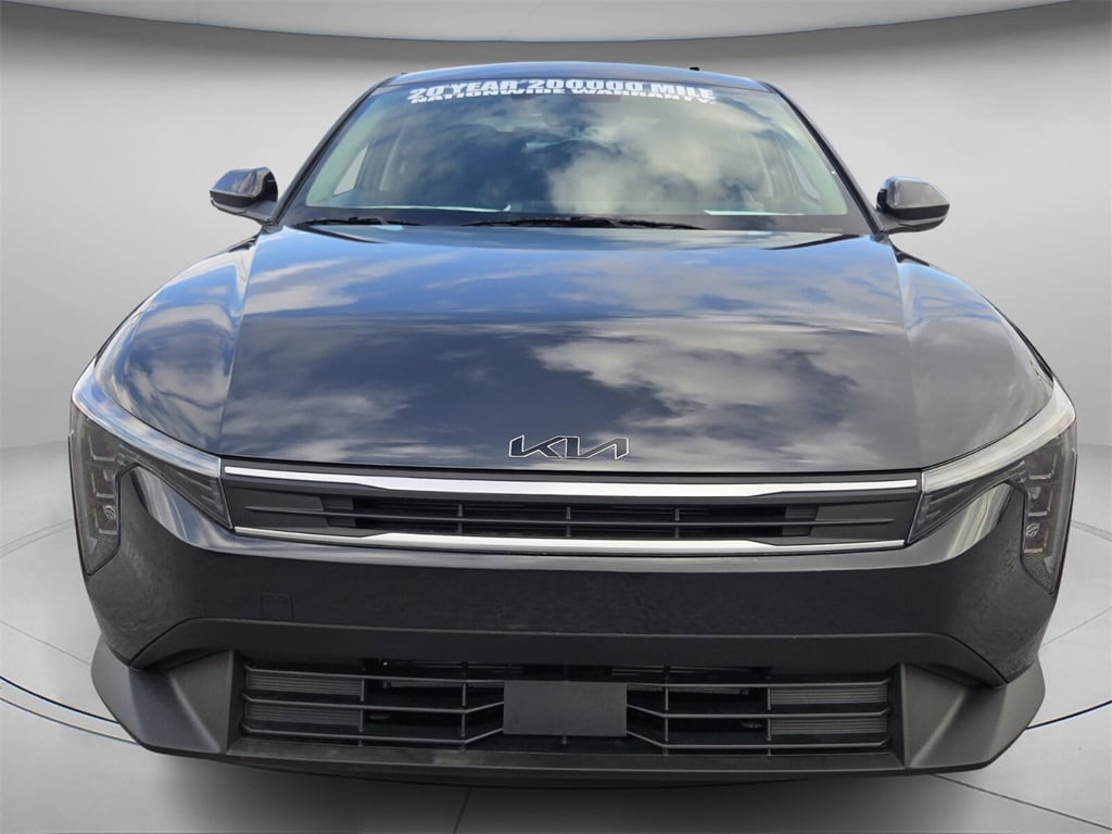 New 2025 Kia K4 LXS Sedan