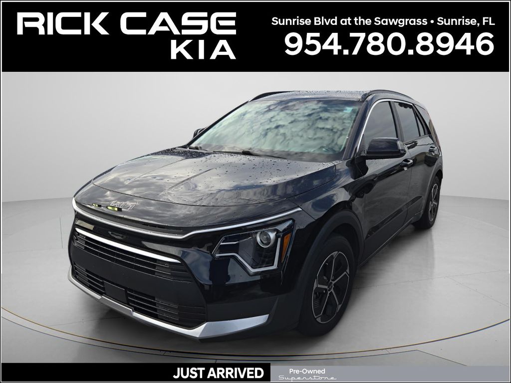 2024 Kia Niro EX HEV's photo