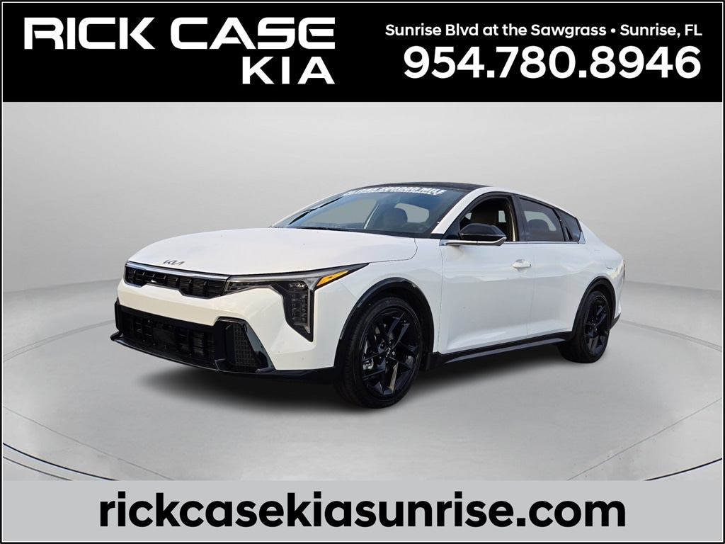 2025 Kia K4 GT-Line Turbo's photo