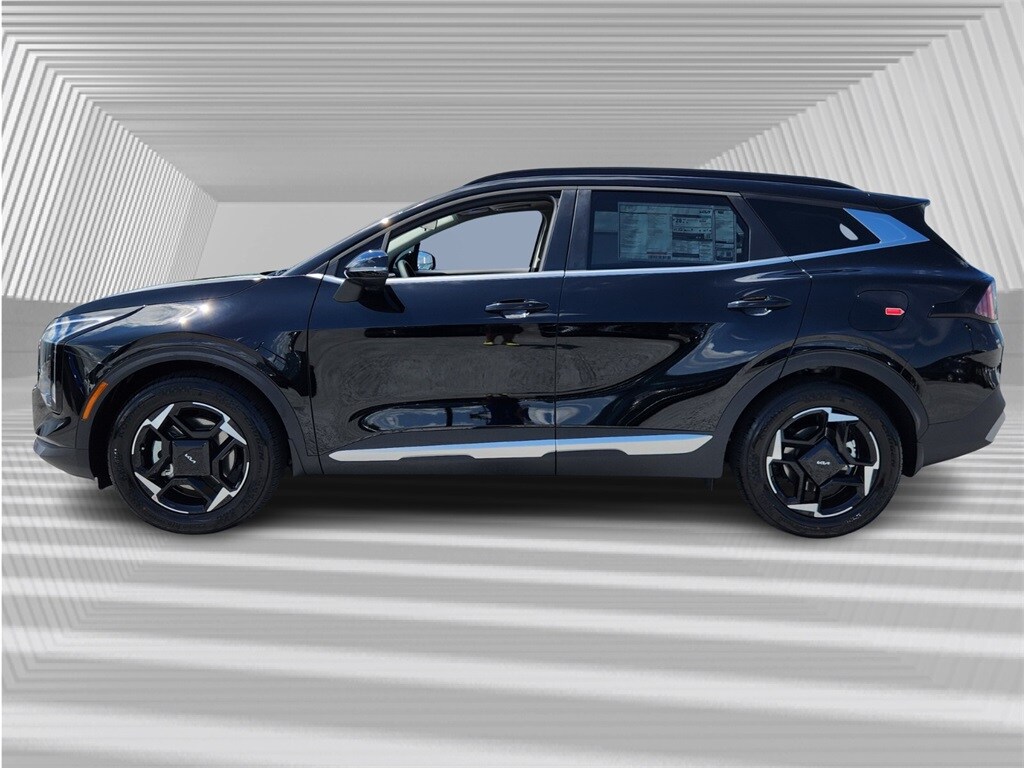 2026 Kia Sportage EX photo 2