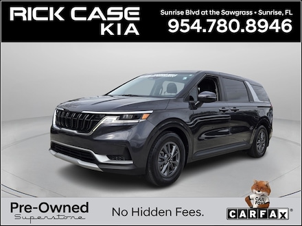 2023 Kia Carnival LX Minivan/Van