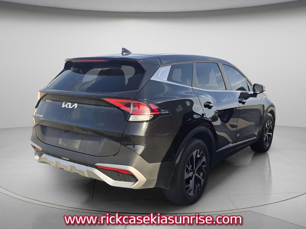 Used 2024 Kia Sportage EX SUV