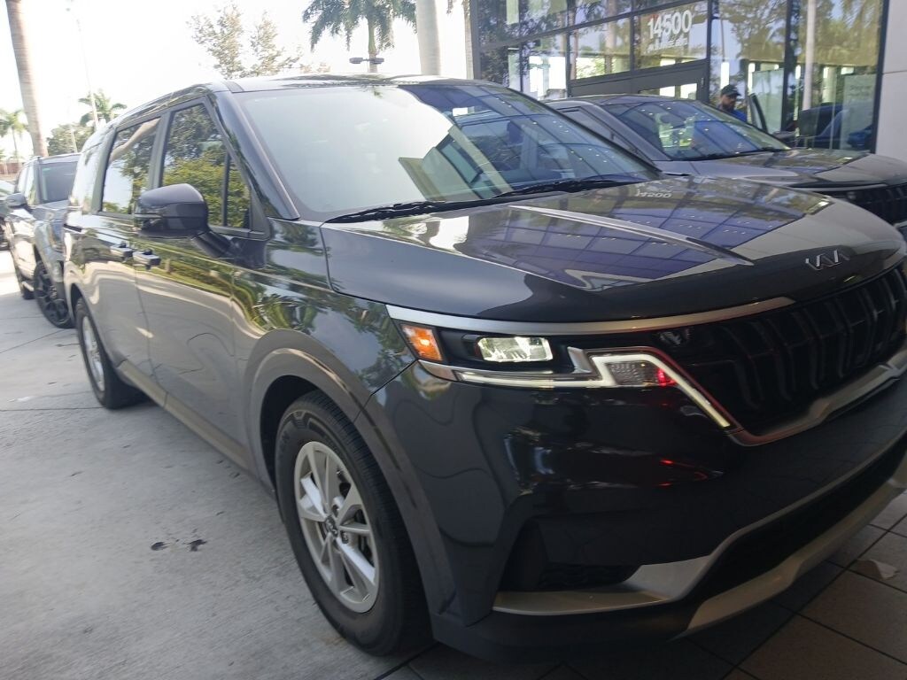 Certified 2024 Kia Carnival LX Minivan/Van