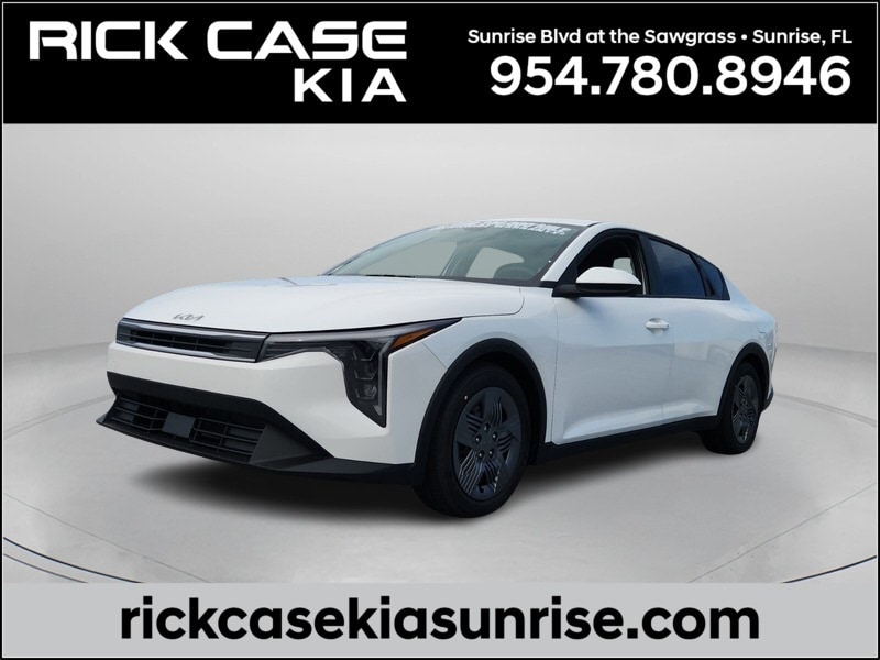 2025 Kia K4 LXS's photo