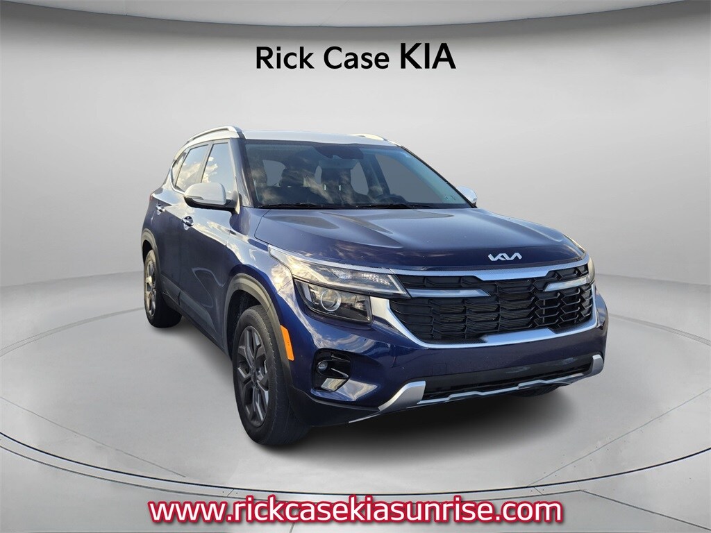 2024 Kia Seltos S photo 2