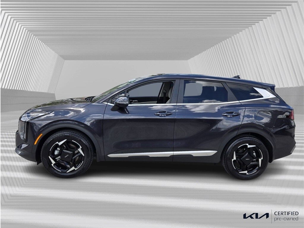 2026 Kia Sportage EX photo 2