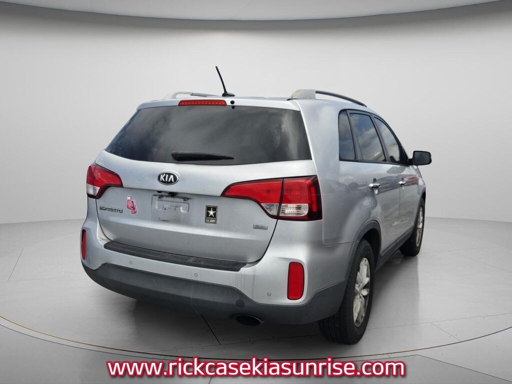 Used 2015 Kia Sorento LX SUV