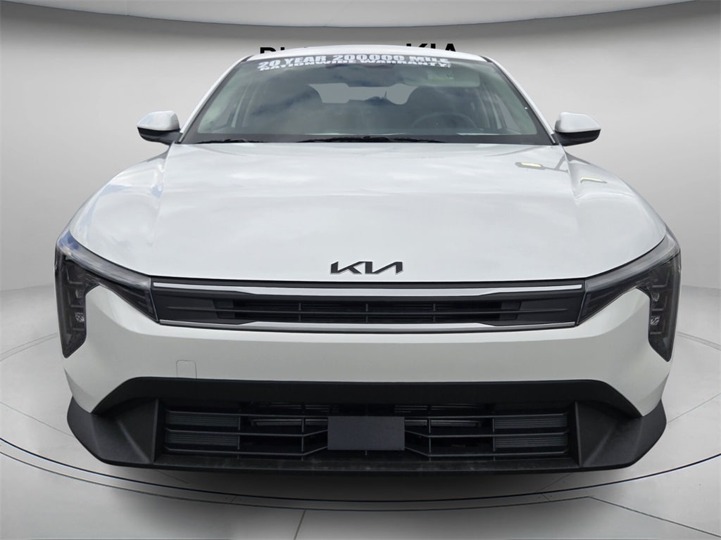New 2025 Kia K4 LXS Sedan