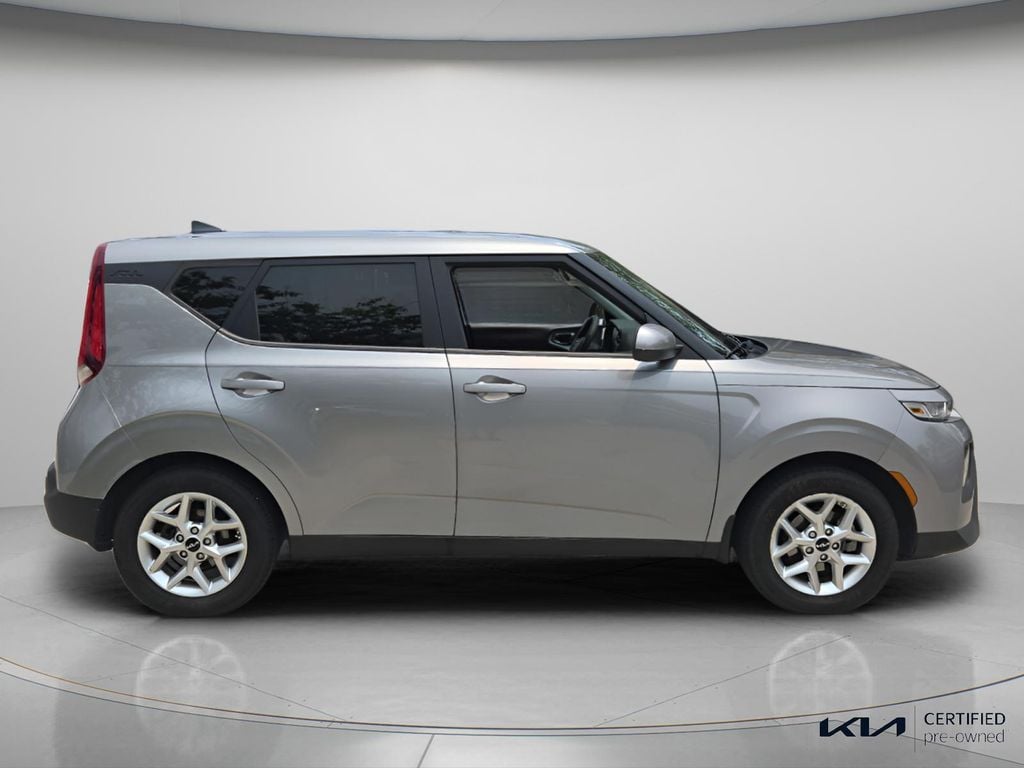 Certified 2022 Kia Soul LX Hatchback