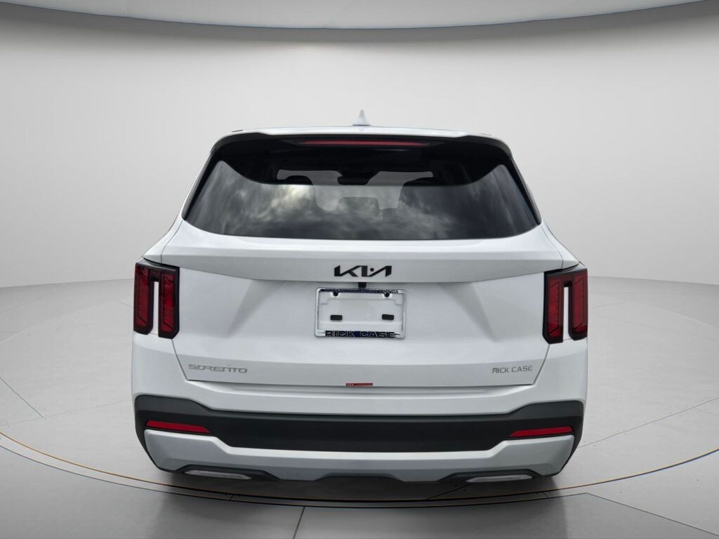 New 2026 Kia Sorento LX SUV